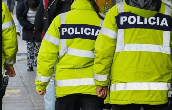 mujer-policia-564x360-1