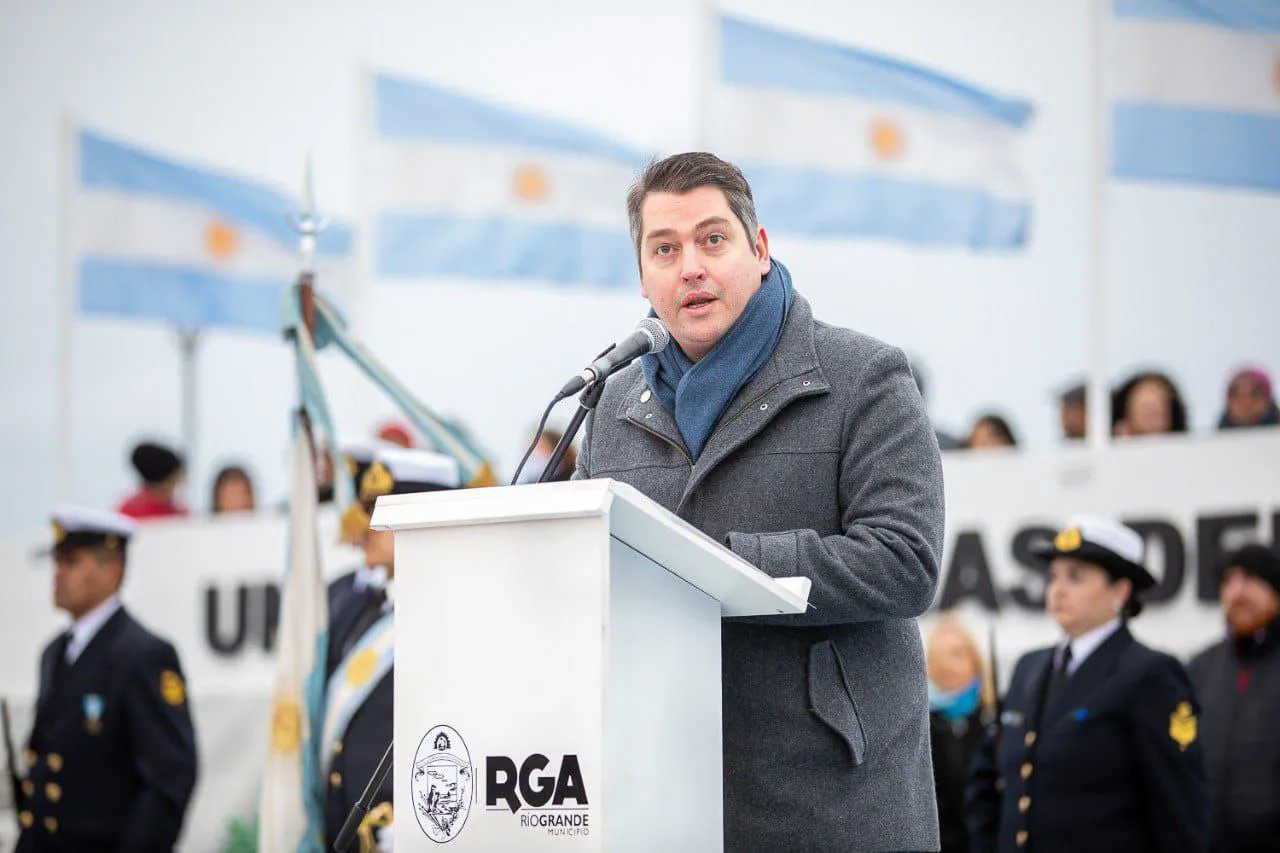 Intendente Martín Pérez acto