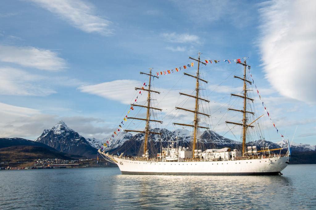Fragata Libertad Ushuaia