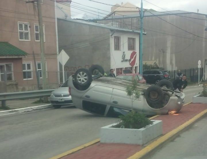 52427900_2208836172506481_480067718947536896_n