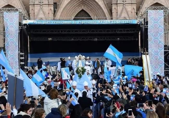 received_3273152999379832