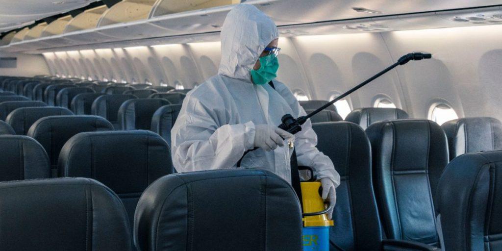 Desinfección avión 