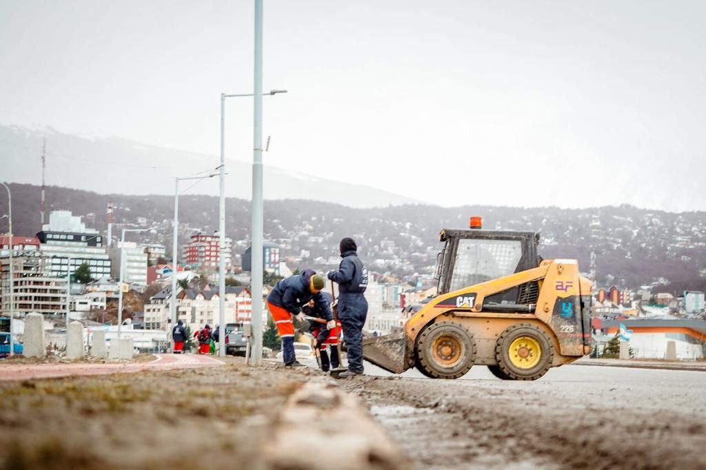 Limpieza avenida Garramuño