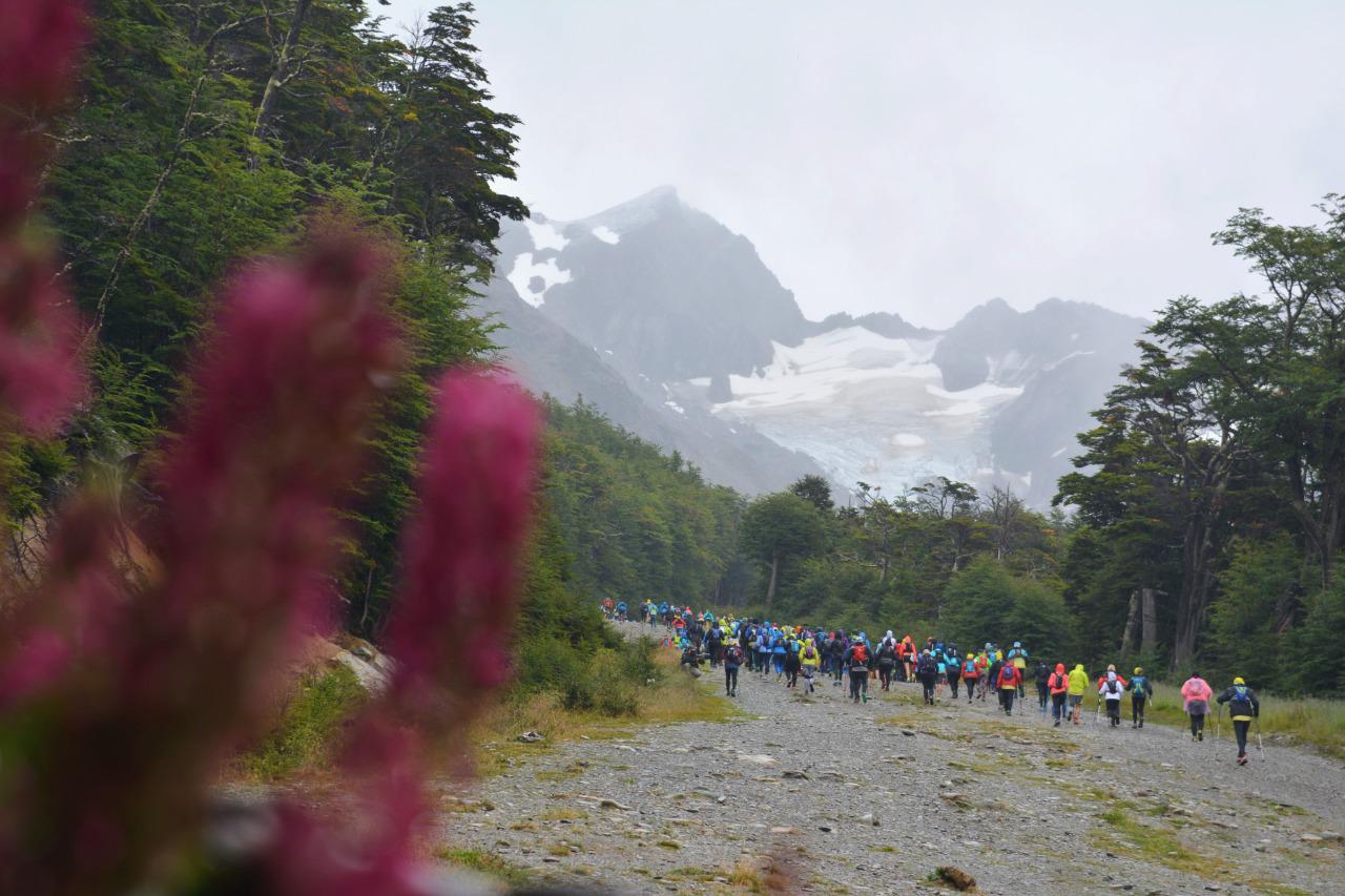 Carrera caminata Glaciar Martial