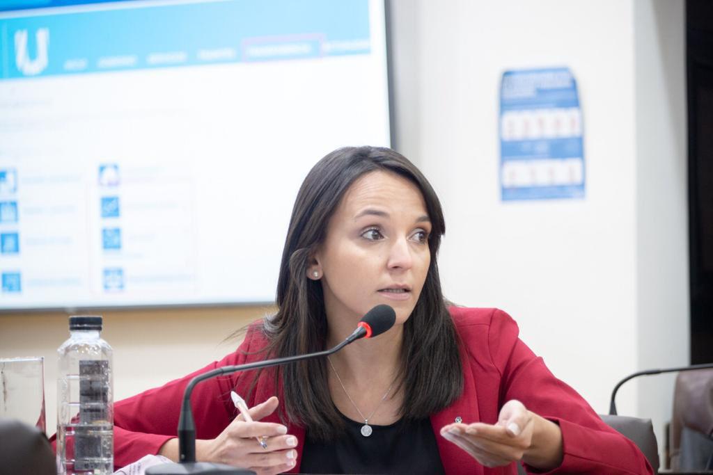 Victoria Vuoto banca legis