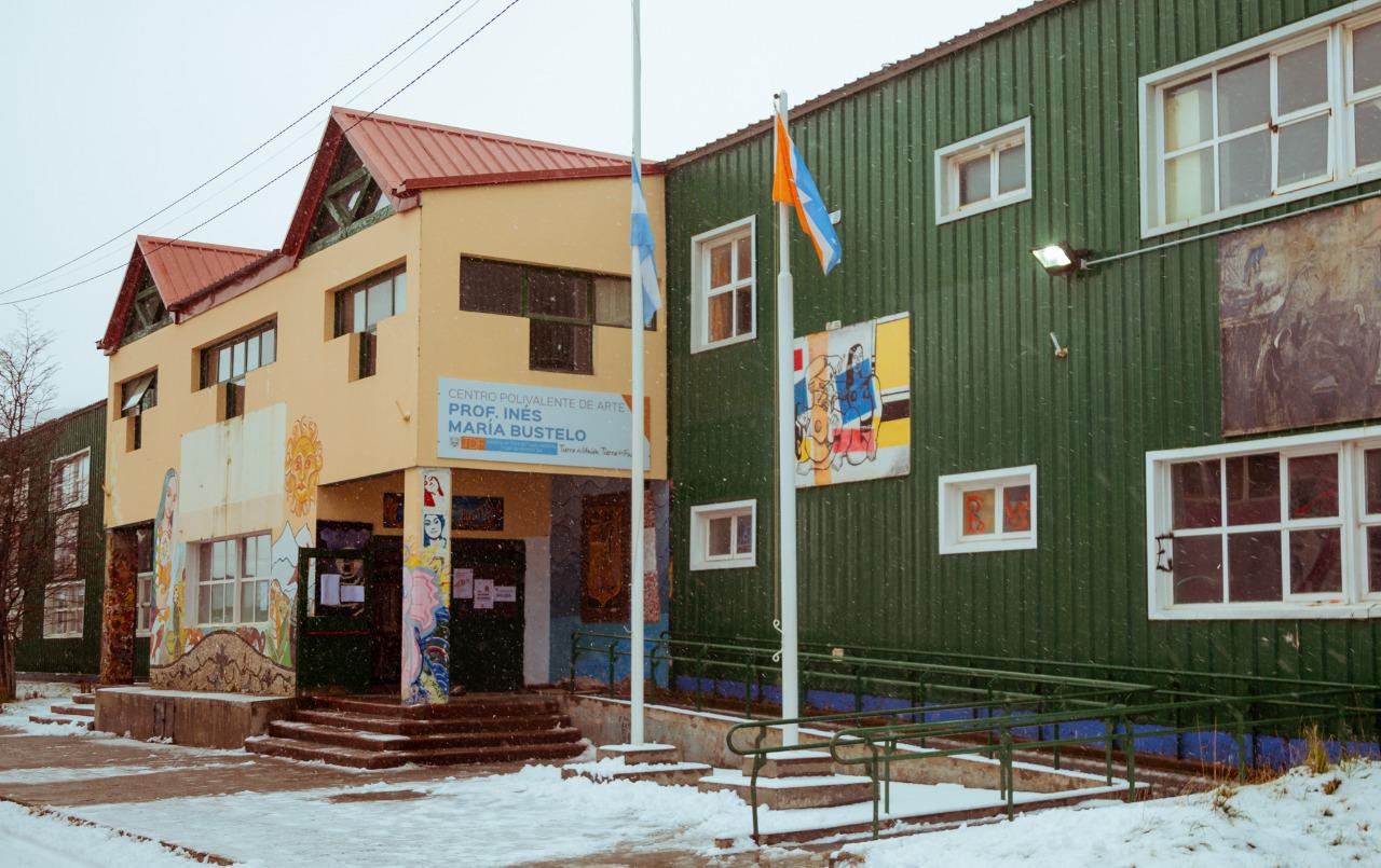 Polivalente de Arte Ushuaia