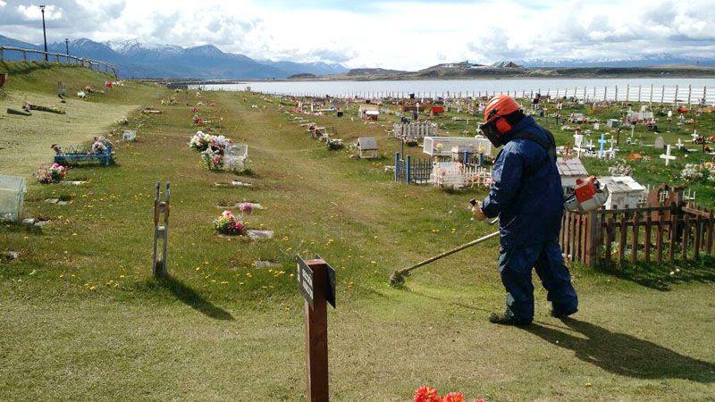 Cementerio Parque del Mar mantenimiento 