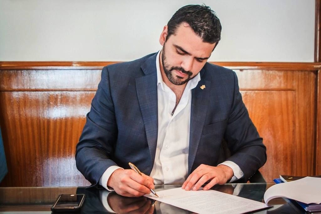 vuoto-firma