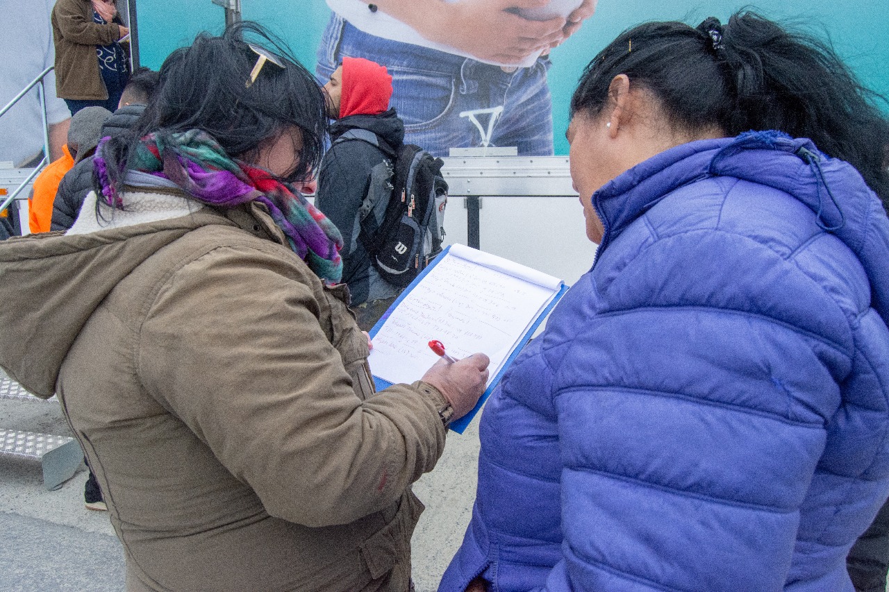 promotoras de salud en el camion1
