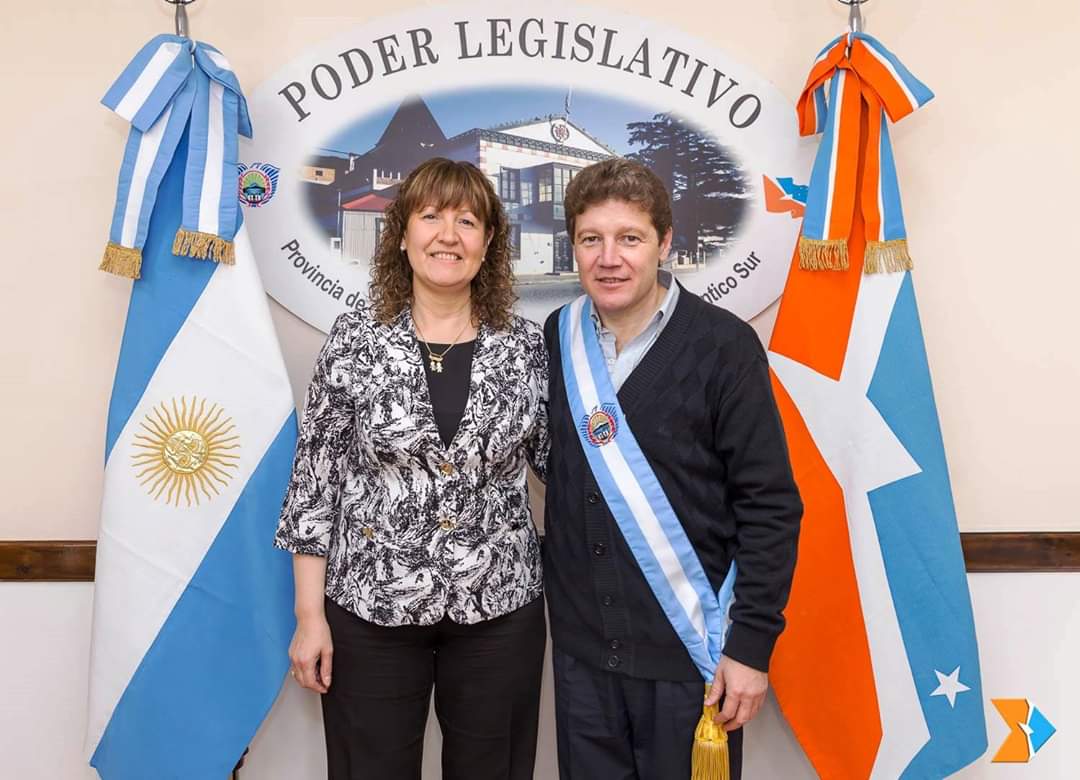 Urquiza Melella legislatura banderas