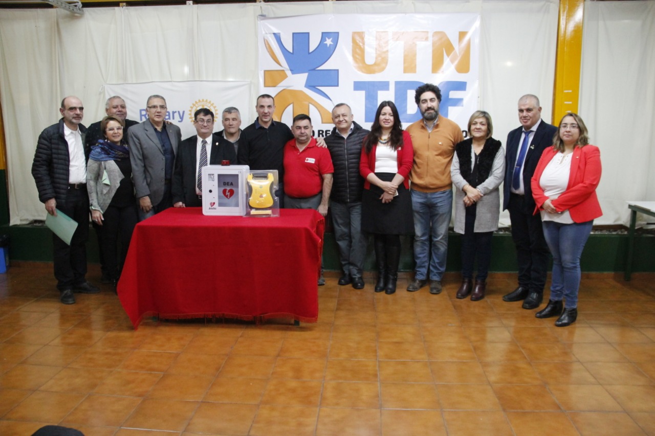 ENTREGA DESFIBRILADOR (1)