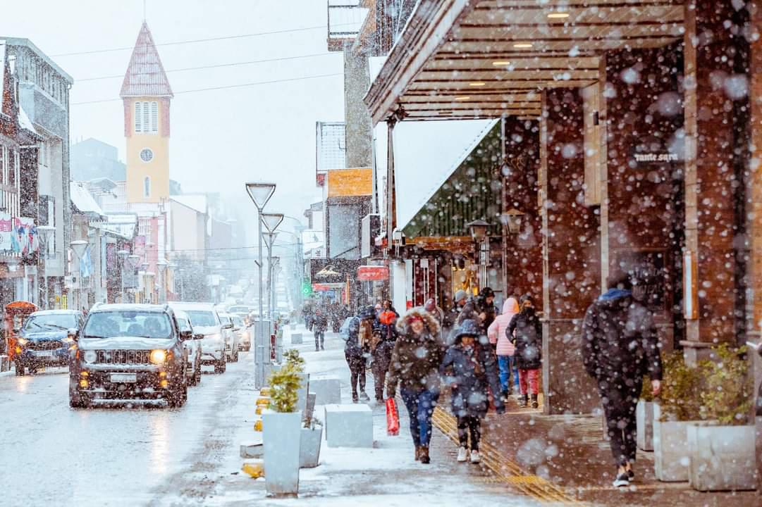 Nieve calle San Martín Ushuaia 