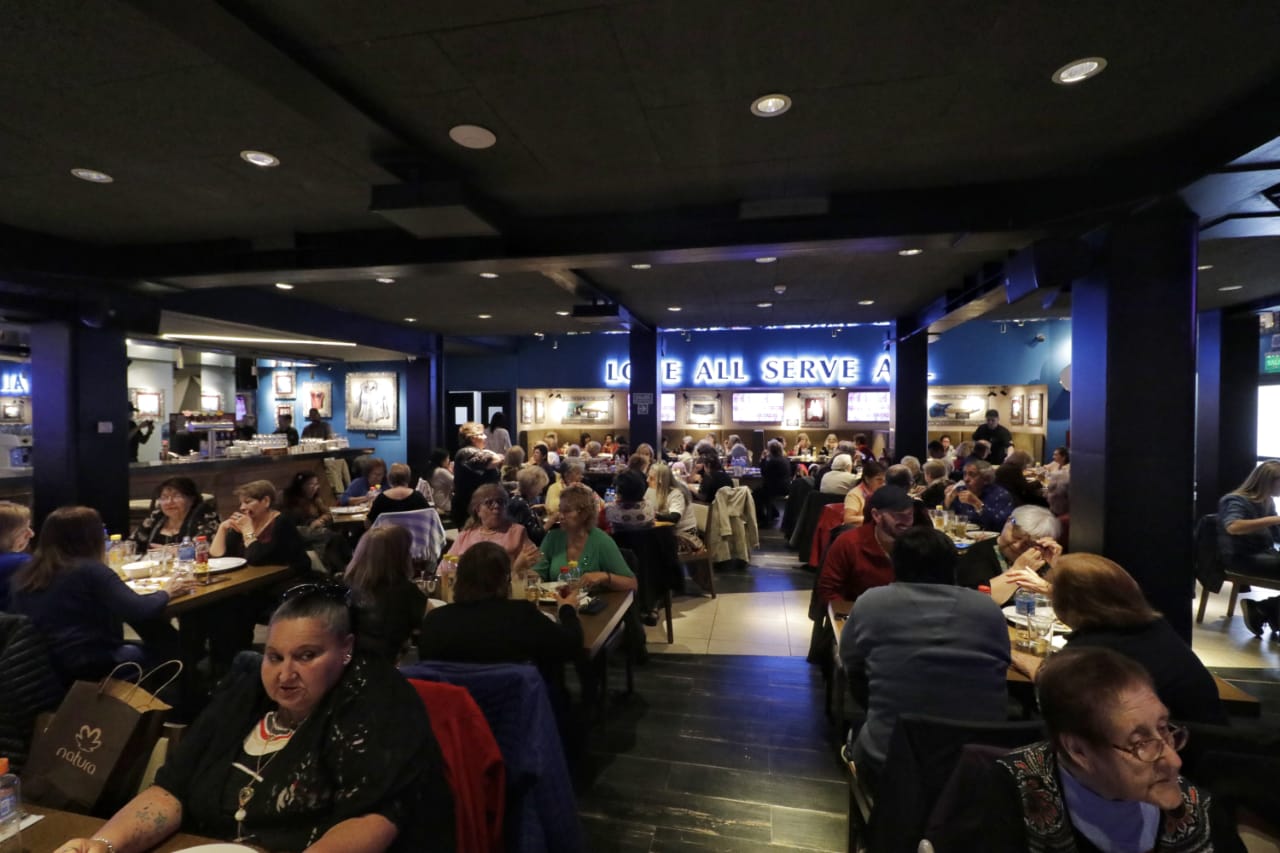 cierre con adultos mayores[2728]