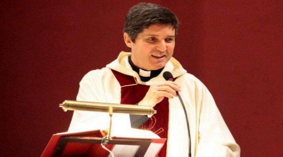 Padre Aldo Moschetta misa