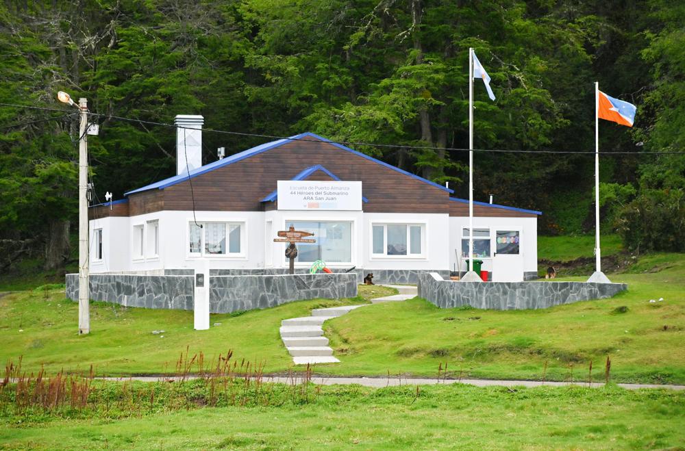 Escuela de Puerto Almanza 