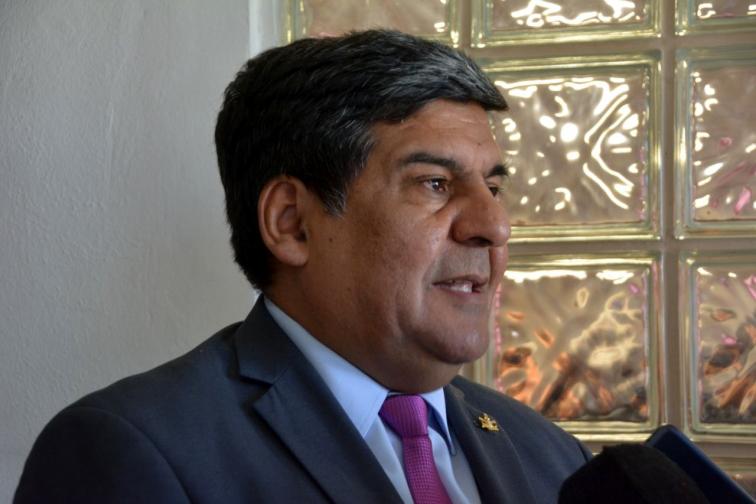 ampl_juan-carlos-arcando--voy-ser-levantamanos-los-bloques-mayoritarios_34047
