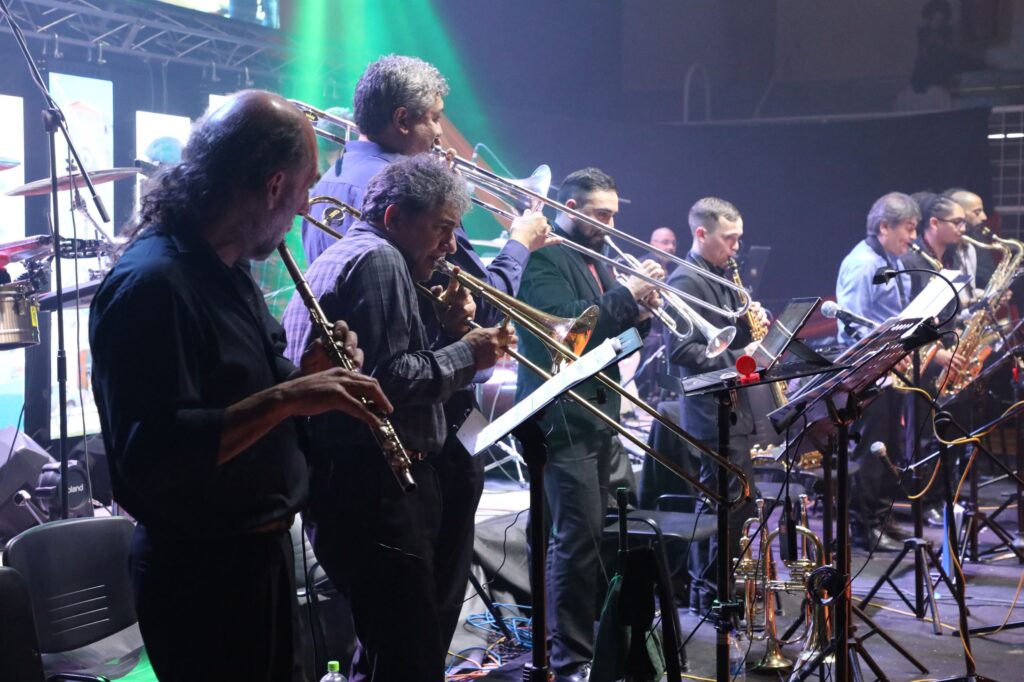 banda-1-1024x682