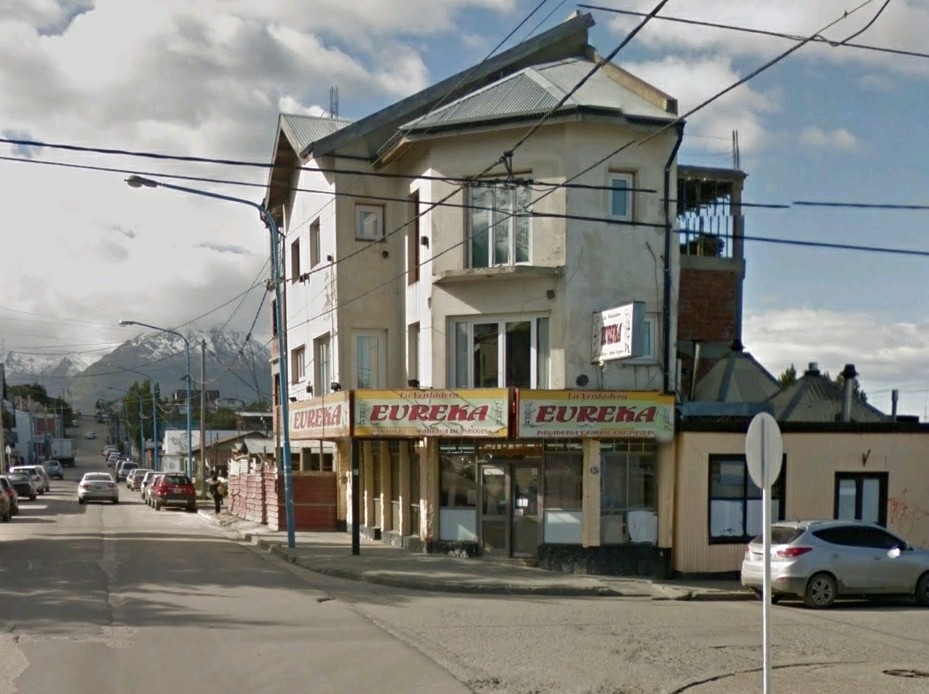 PicsArt_12-04-11.17.42