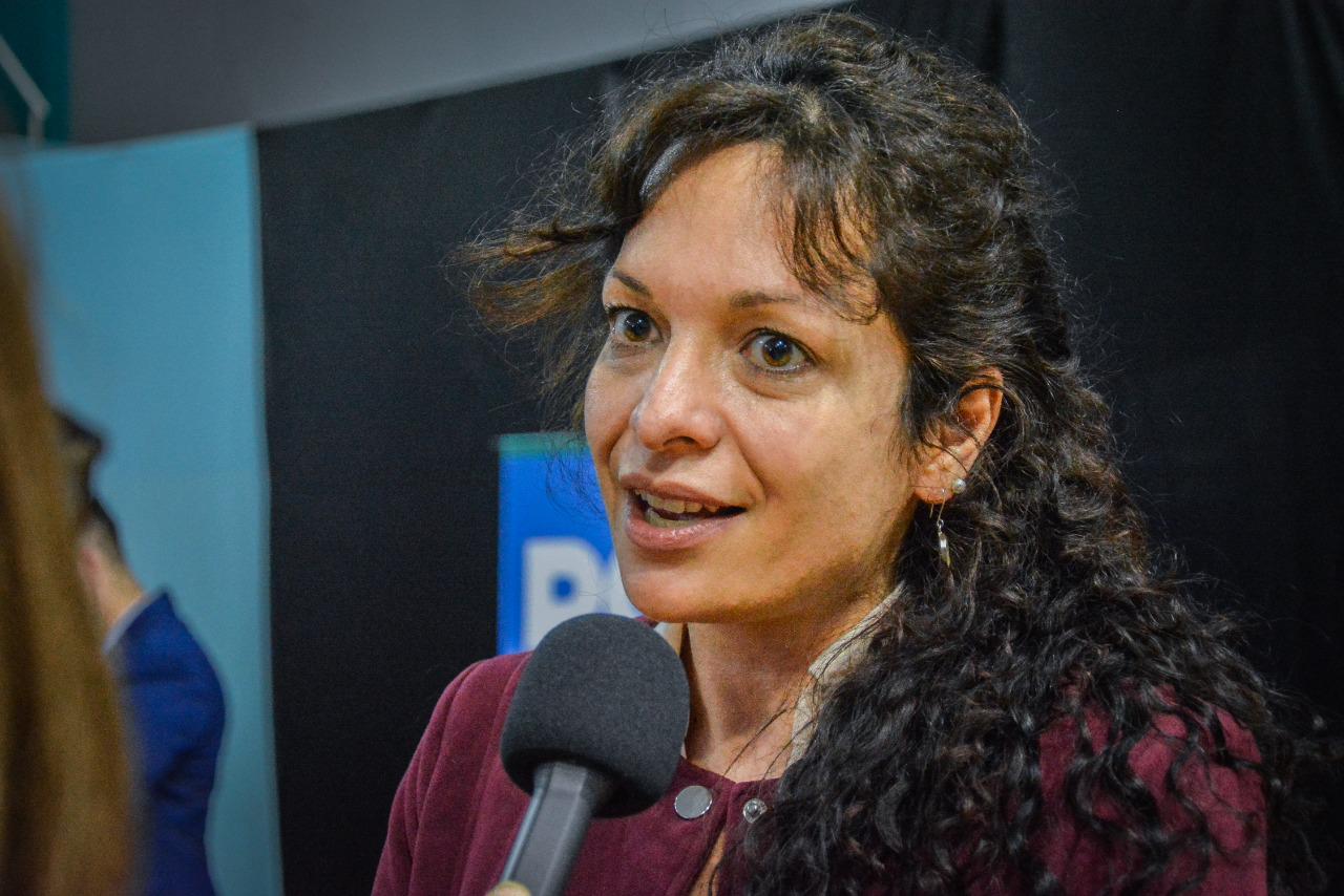 Laura Avila