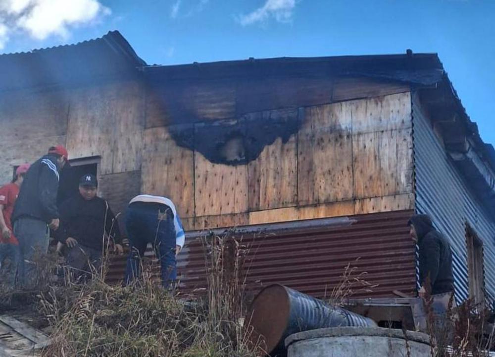 Picsart_24-08-31_18-29-03-332