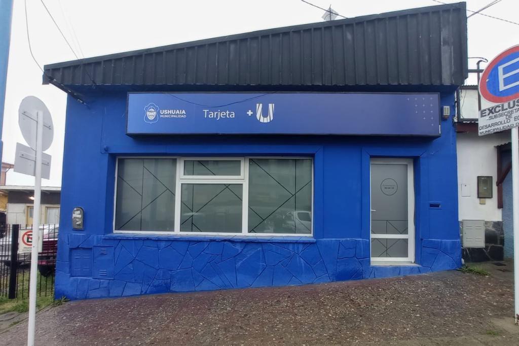 Tarjeta más u oficina
