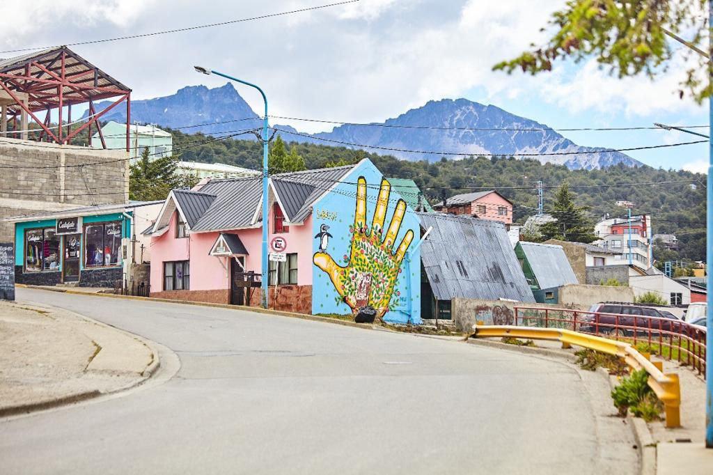 Mural en el barrio 245 Viviendas