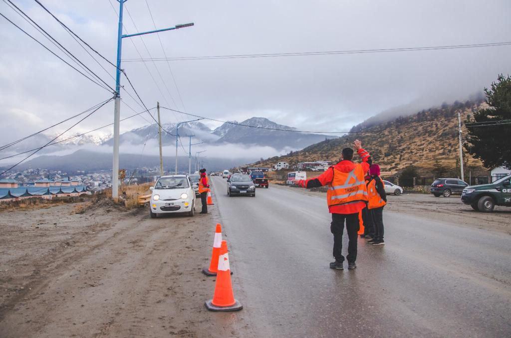 Tránsito control Héroes de Malvinas ush