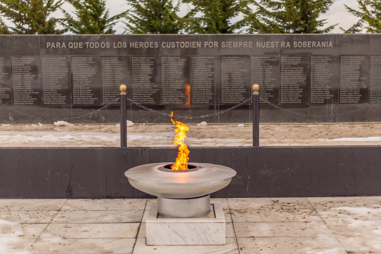 Monumento Malvinas Ushuaia